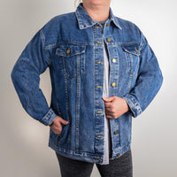 Load image into Gallery viewer, Oversized Women&#39;s Denim Jacket
